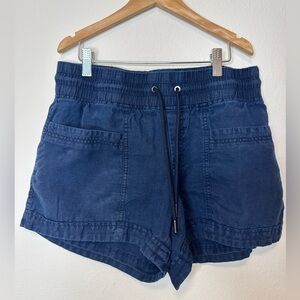 Athleta Navy 100% Linen Athletic Shorts Women’s 6
